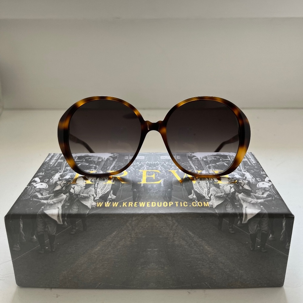 Krewe Jeanne round sunglasses in maple